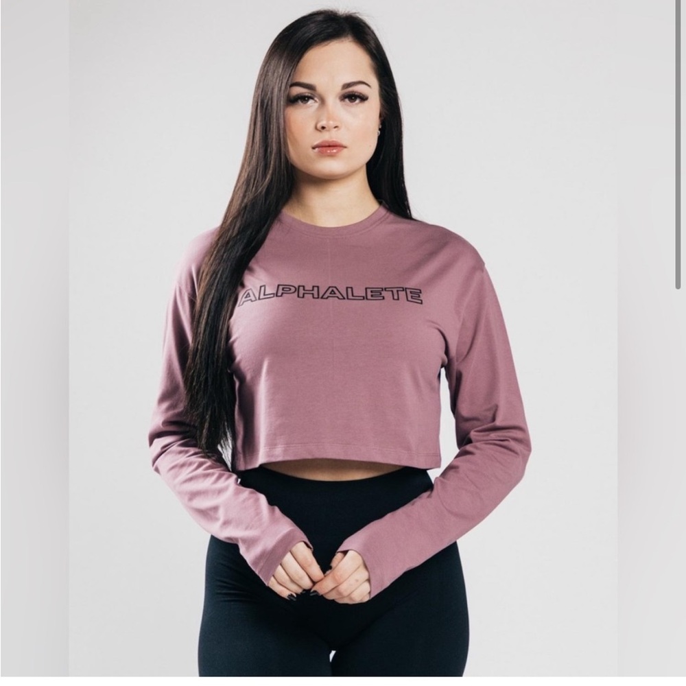 Alphalete Passive Purple long sleeve cropped shirt